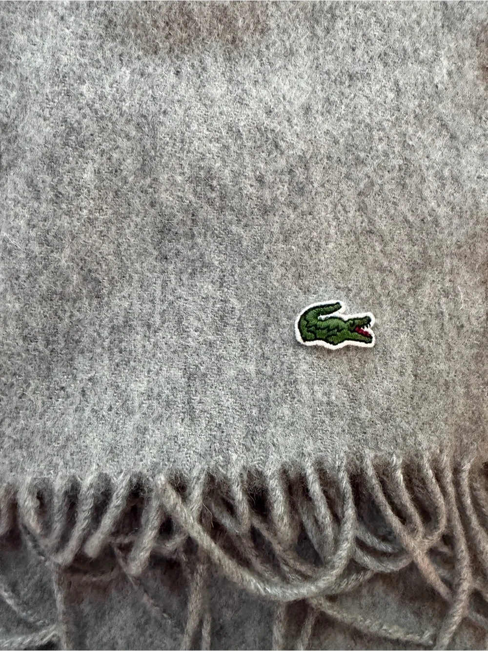 NWOT Lacoste Light Gray Fringed Wool Scarf with Green Crocodile Logo